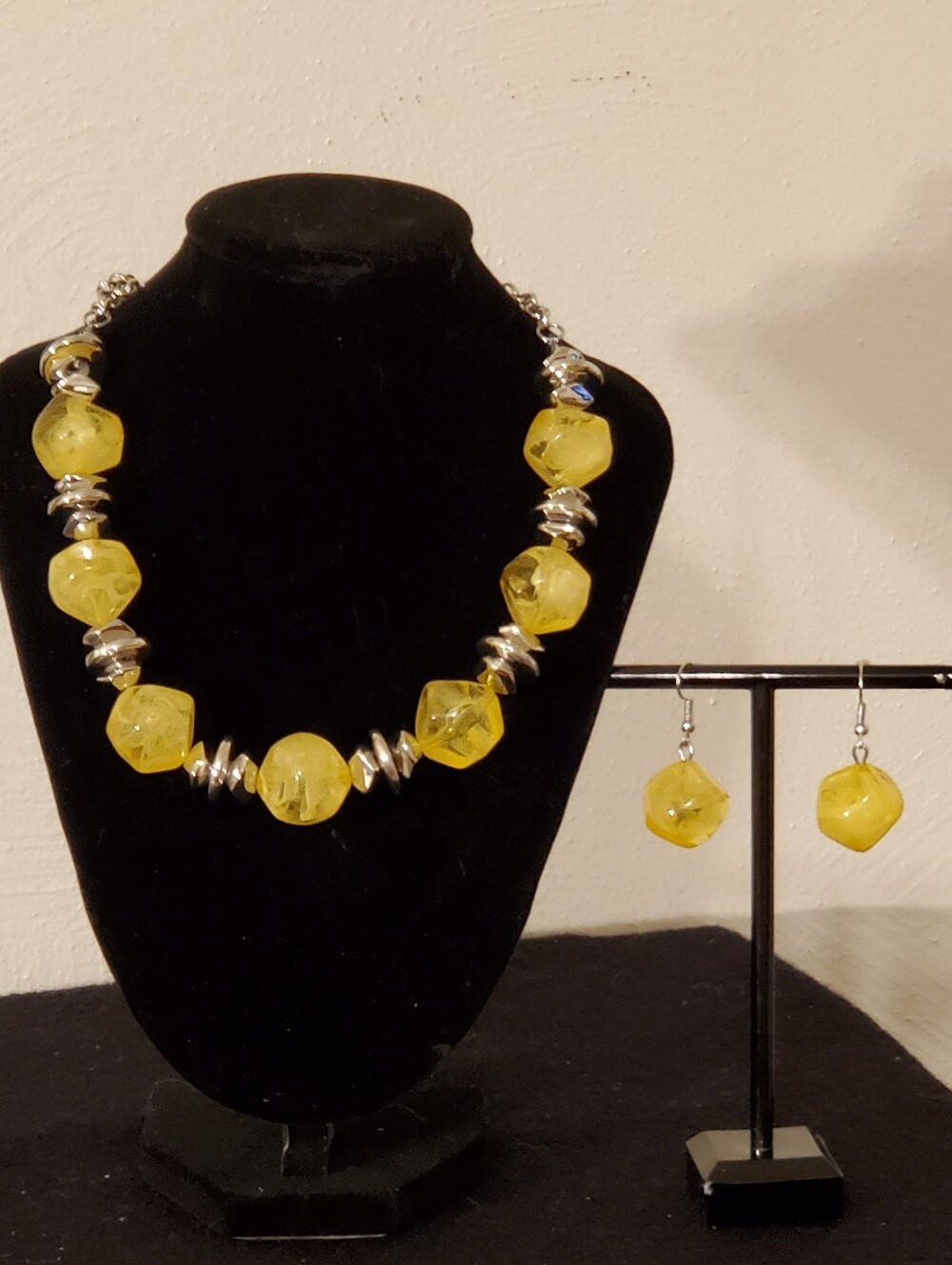 New Icy Marbled Sunshine Yellow Statement Set